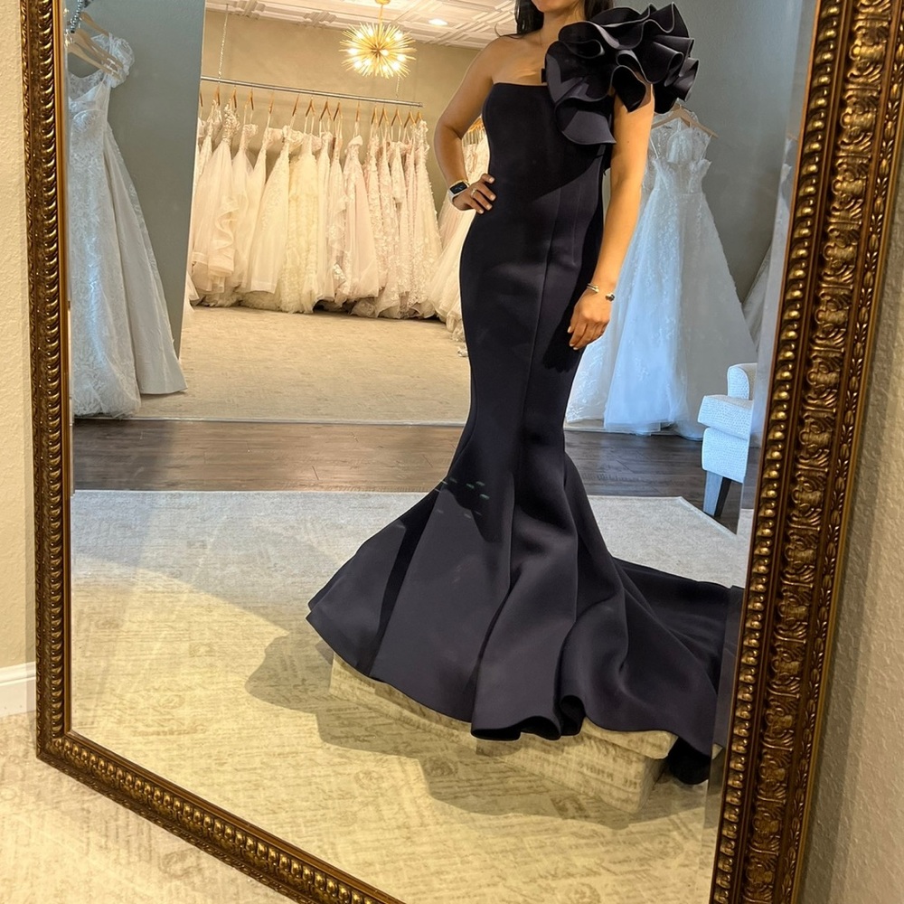 NWT Jovani 63994 One Shoulder Fitted Scuba Evening Dress in NAVY. - Picture 5 of 7
